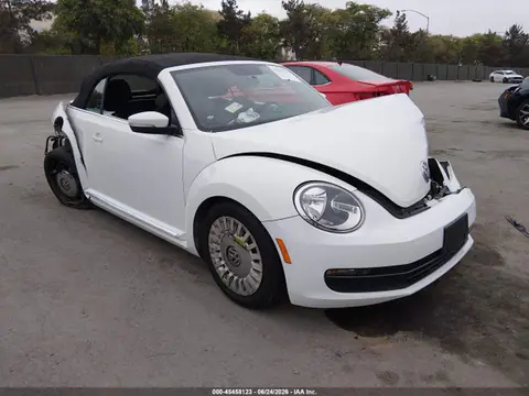2014 Volkswagen Beetle 1.8t VIN 3VW507AT3EM820713 фото 1