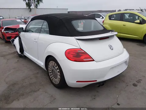 2014 Volkswagen Beetle 1.8t VIN 3VW507AT3EM820713 фото 3