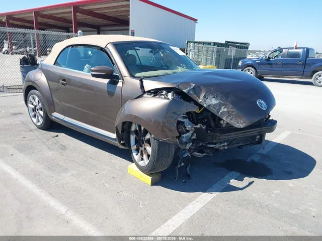 2015 Volkswagen Beetle 1.8t VIN 3VW517AT1FM807649 фото 1