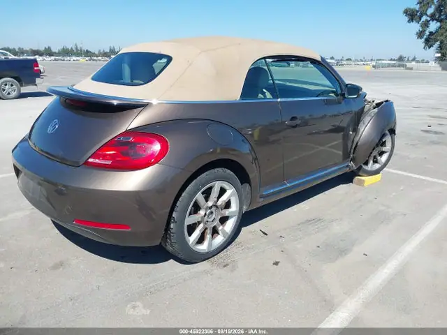 2015 Volkswagen Beetle 1.8t VIN 3VW517AT1FM807649 фото 4