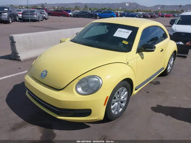 2015 Volkswagen Beetle Coupe 1.8t Fleet Edition VIN 3VWF17AT2FM637967 фото 2