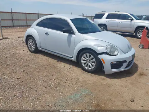 2017 Volkswagen Beetle #pinkbeetle/1.8t Classic/1.8t S VIN 3VWF17AT1HM630687 фото 1