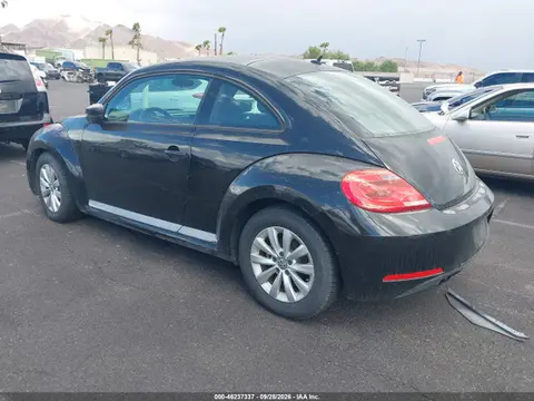 2014 Volkswagen Beetle 1.8t Entry VIN 3VWF17ATXEM641005 фото 3