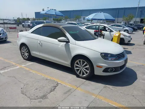 2016 Volkswagen Eos Komfort VIN WVWBW8AH6GV000348 фото 1