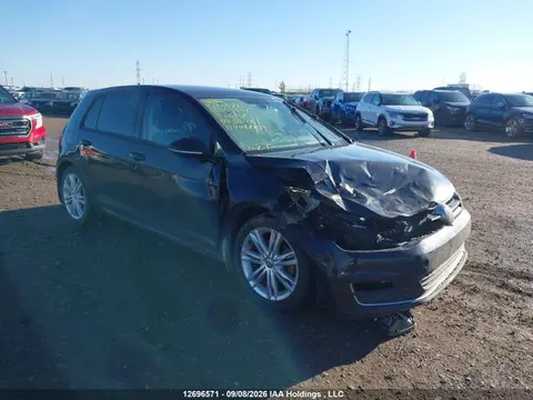 3VW217AU9FM005541 — 2015 Volkswagen Golf 1.8 Tsi Comfortline/1.8 Tsi Highline/1.8 Tsi Trendline, Передняя часть (Front), фото до ремонта