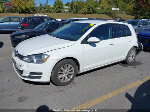 2015 Volkswagen Golf 1.8 Tsi Comfortline/1.8 Tsi Highline/1.8 Tsi Trendline VIN 3VW217AU5FM071696 фото 2