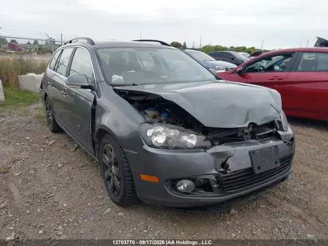 3VWML7AJ9EM621022 — 2014 Volkswagen Golf 2.0 Tdi Comfortline/2.0 Tdi Highline/2.0 Tdi Trendline/2.0 Tdi Wolfsburg Edition, Передняя часть (Front), фото до ремонта