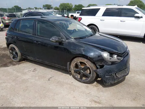 WVWDB7AJXEW009126 — 2014 Volkswagen Golf 2.5L, Передняя часть справа (Right Front), фото до ремонта
