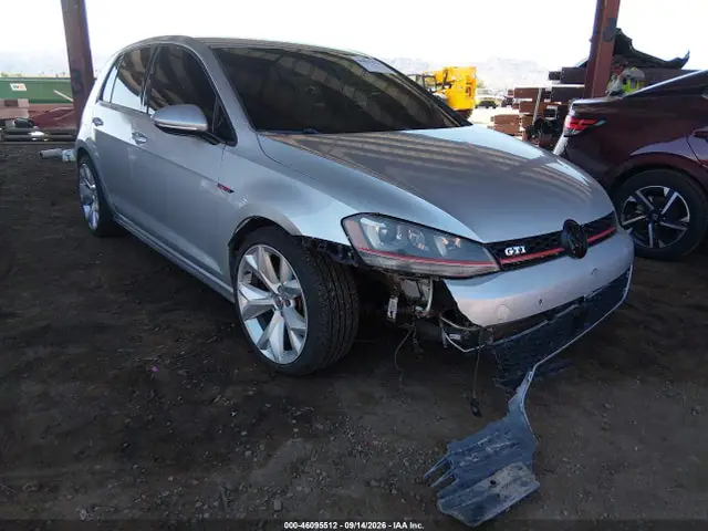3VW4T7AU2FM079810 — 2015 Volkswagen Golf GTI 2.0T S 4-Door, Передняя часть справа (Right Front), фото до ремонта
