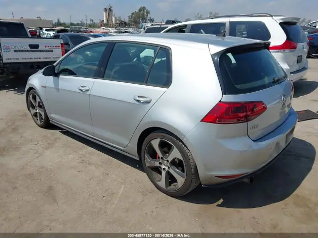 3VW5T7AU8HM033261 — 2017 Volkswagen Golf GTI Autobahn 4-Door/S 4-Door/SE 4-Door/Sport 4-Door, фото 3 с аукциона IAAI 30.09.2026, Повреждения снизу