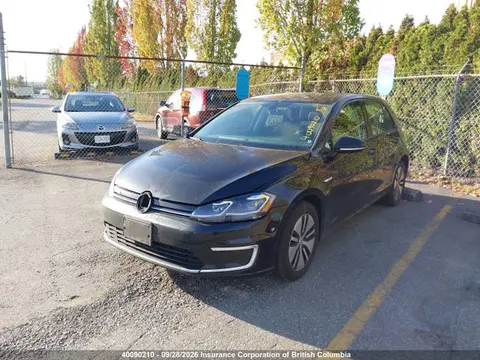 2017 Volkswagen Golf VIN WVWPR7AU9HW951434 фото 2