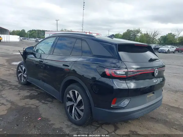 1V2BMPE85RC017732 — 2024 Volkswagen ID.4, фото 3 с аукциона IAAI, Передняя часть
