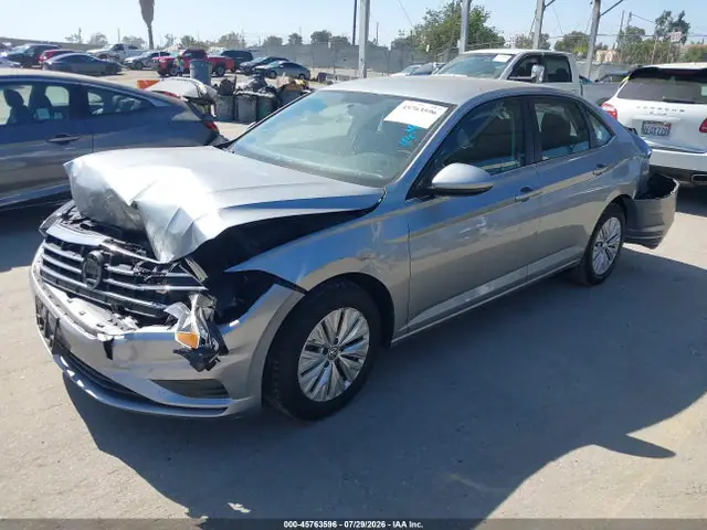 3VWCB7BU6KM211345 — 2019 Volkswagen Jetta 1.4T R-Line/1.4T S/1.4T SE, фото 2 с аукциона IAAI 14.10.2026, Передняя и задняя части