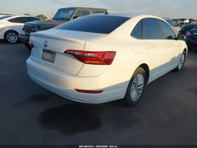 3VWC57BUXKM228477 — 2019 Volkswagen Jetta 1.4T R-Line/1.4T S/1.4T SE, фото 4 с аукциона IAAI 13.10.2026, Передняя часть слева