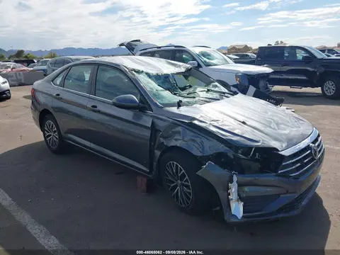 3VWC57BU4MM005077 — 2021 Volkswagen Jetta 1.4T R-Line/1.4T S/1.4T SE, Опрокидывание (Rollover), фото до ремонта