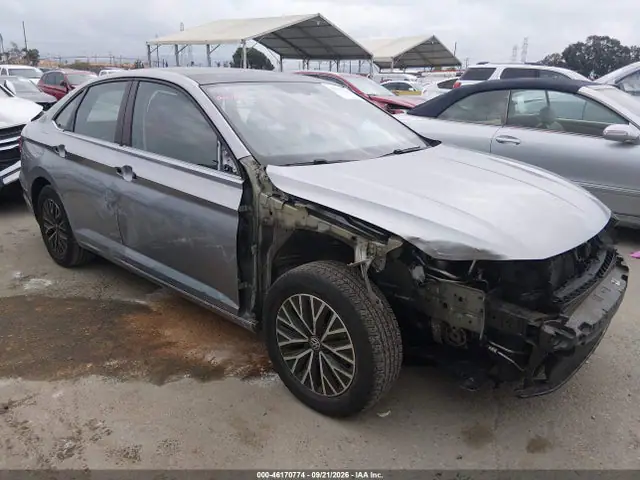 3VWC57BU4MM091314 — 2021 Volkswagen Jetta 1.4T R-Line/1.4T S/1.4T SE, Передняя часть (Front End), фото до ремонта