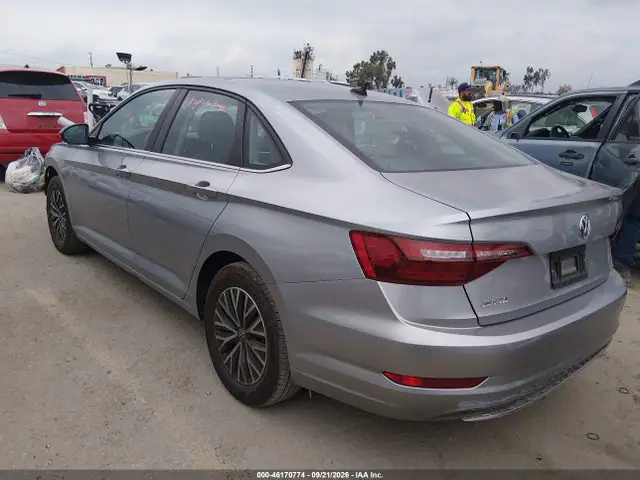 3VWC57BU4MM091314 — 2021 Volkswagen Jetta 1.4T R-Line/1.4T S/1.4T SE, фото 3 с аукциона IAAI 14.10.2026, Передняя часть