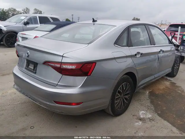 3VWC57BU4MM091314 — 2021 Volkswagen Jetta 1.4T R-Line/1.4T S/1.4T SE, фото 4 с аукциона IAAI 14.10.2026, Передняя часть