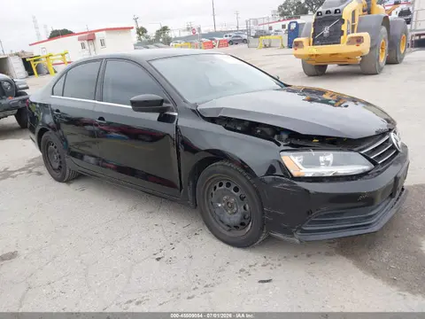 3VW2B7AJ0HM277305 — 2017 Volkswagen Jetta 1.4T S, Передняя часть (Front End), фото до ремонта