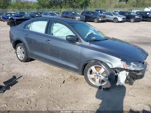 3VW2B7AJ8HM217790 — 2017 Volkswagen Jetta 1.4T S, Повреждения со всех сторон (All Over), фото до ремонта
