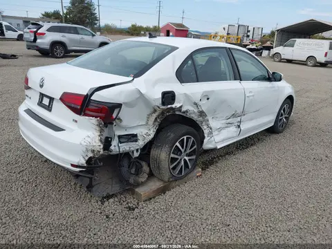 2018 Volkswagen Jetta 1.4t Se/1.4t Wolfsburg Edition VIN 3VWDB7AJXJM263796 фото 4