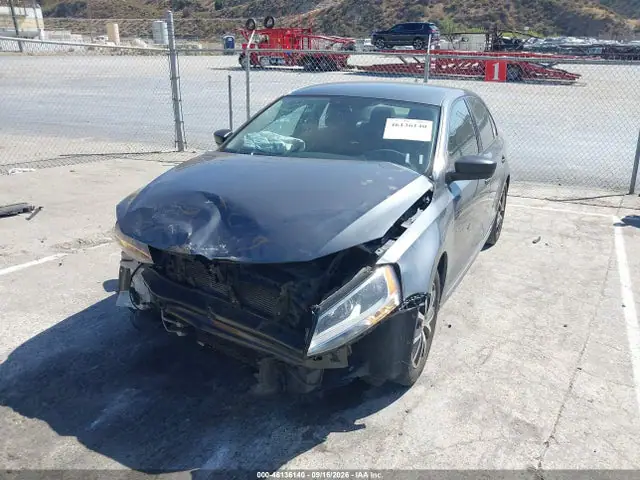 3VWD67AJ9GM406394 — 2016 Volkswagen Jetta 1.4T SE, фото 2 с аукциона IAAI 14.10.2026, Передняя часть