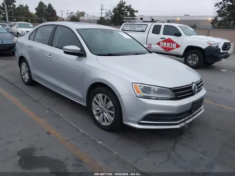 3VWD67AJ0GM209369 — 2016 Volkswagen Jetta 1.4T SE, Естественный износ (Normal Wear & Tear), фото до ремонта