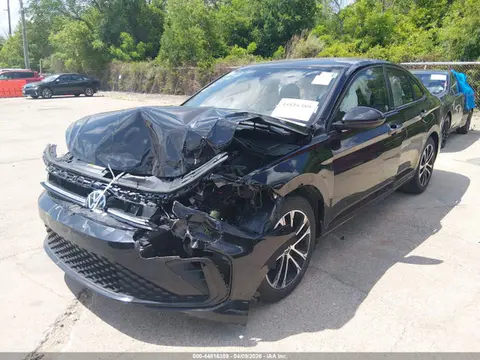 2025 Volkswagen Jetta 1.5t Sport VIN 3VWBX7BU4SM070689 фото 2