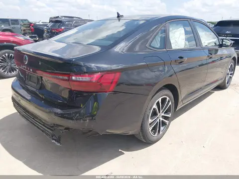 2025 Volkswagen Jetta 1.5t Sport VIN 3VWBX7BU4SM070689 фото 4