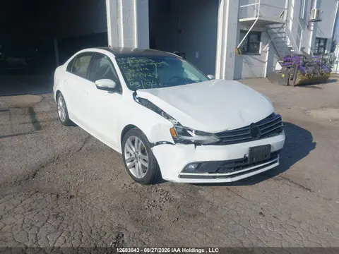 3VWL07AJ7GM369925 — 2016 Volkswagen Jetta 1.8 Tsi Comfortline/1.8 Tsi Highline, Передняя часть (Front), фото до ремонта