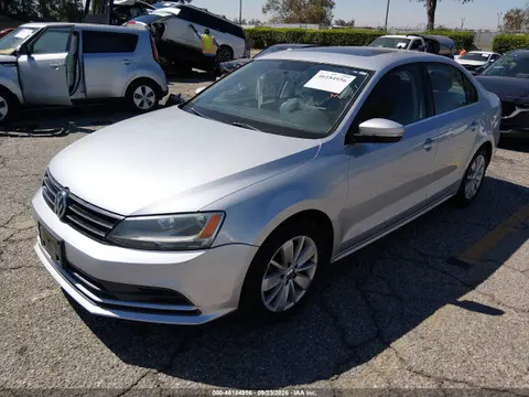 2015 Volkswagen Jetta 1.8t Se VIN 3VWD17AJ4FM314011 фото 2