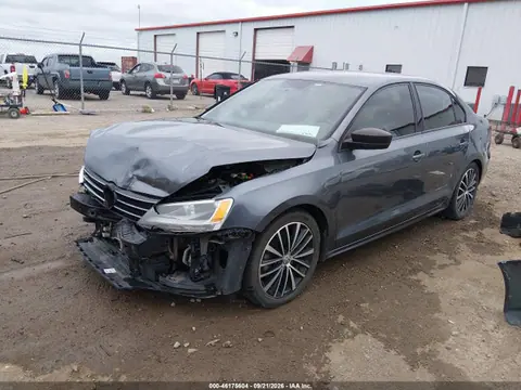 2016 Volkswagen Jetta 1.8t Sport VIN 3VWD17AJ8GM291155 фото 2