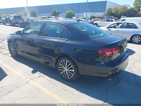 2016 Volkswagen Jetta 1.8t Sport VIN 3VWD17AJ1GM337697 фото 3