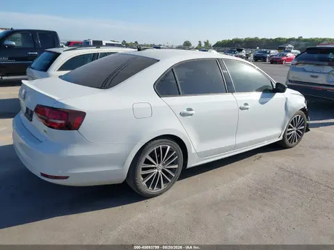 2017 Volkswagen Jetta 1.8t Sport VIN 3VWD17AJ1HM388098 фото 4