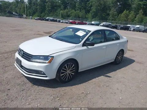 2017 Volkswagen Jetta 1.8t Sport VIN 3VWD17AJ0HM304448 фото 2