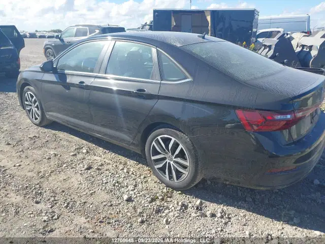 3VWEW7BUXTM039223 — 2026 Volkswagen Jetta Comfortline, фото 3 с аукциона IAAI 14.10.2026, Правый бок