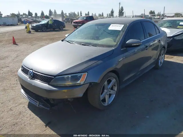 3VW4T7AJ1EM245190 — 2014 Volkswagen Jetta GLI, фото 2 с аукциона IAAI 13.10.2026, Передняя часть