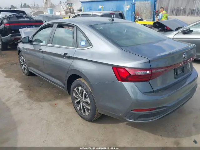 3VW5W7BU9TM057342 — 2026 Volkswagen Jetta S, фото 3 с аукциона IAAI 14.10.2026, Передняя часть