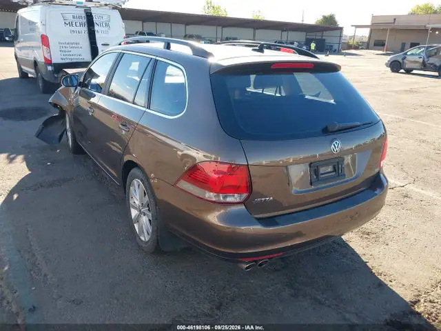 3VWPL7AJ7EM617175 — 2014 Volkswagen Jetta Sportwagen 2.0L Tdi, фото 3 с аукциона IAAI 14.10.2026, Передняя часть