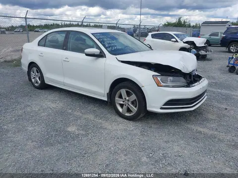 3VWDB7AJ4HM383944 — 2017 Volkswagen Jetta Wolfsburg Edition, Передняя часть (Front), фото до ремонта