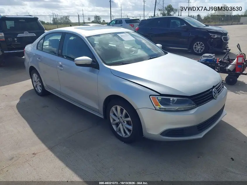 3VWDX7AJ9BM303630 — 2011 Volkswagen Jetta, фото 2 с аукциона IAAI, Естественный износ