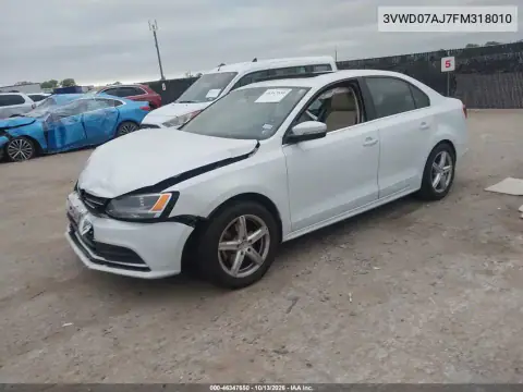 3VWD07AJ7FM318010 — 2015 Volkswagen Jetta, фото 2 с аукциона IAAI, Задняя часть