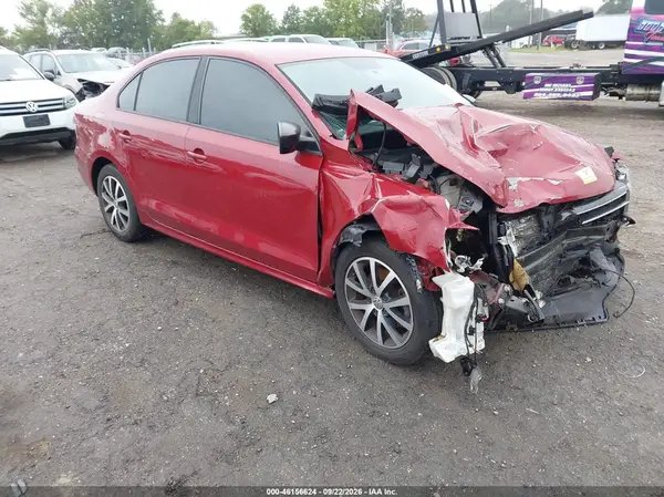 3VWD67AJ1GM407006 — 2016 Volkswagen Jetta, Передняя часть (Front End), фото до ремонта