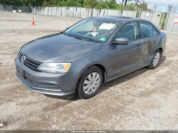 3VW267AJ8GM248976 — 2016 Volkswagen Jetta, фото 2 с аукциона IAAI 07.10.2026, Естественный износ