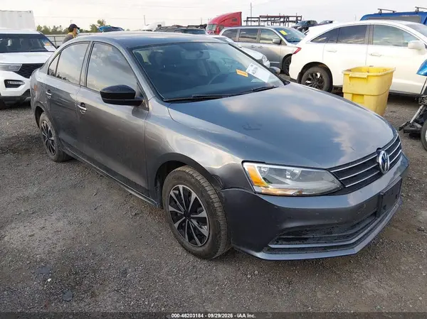 3VW267AJ0GM389900 — 2016 Volkswagen Jetta, Передняя часть справа (Right Front), фото до ремонта