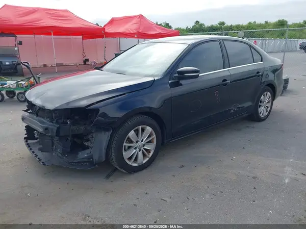 3VWD67AJ3GM378916 — 2016 Volkswagen Jetta, фото 2 с аукциона IAAI, Передняя часть
