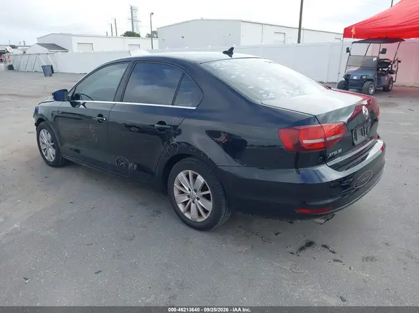 3VWD67AJ3GM378916 — 2016 Volkswagen Jetta, фото 3 с аукциона IAAI, Передняя часть