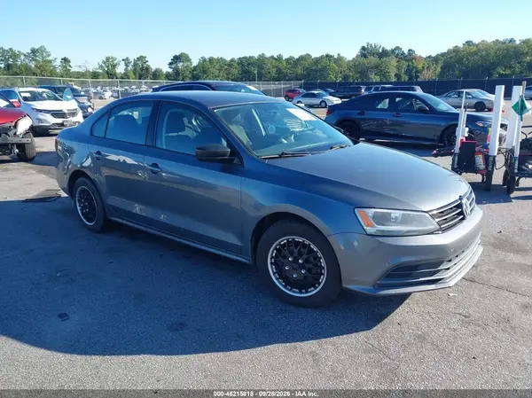 3VW267AJ2GM287529 — 2016 Volkswagen Jetta, Задняя часть (Rear), фото до ремонта