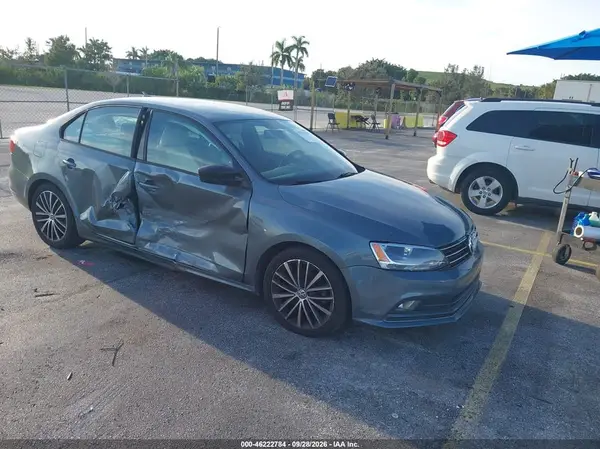 3VWD17AJ8GM259466 — 2016 Volkswagen Jetta, Правый бок (Right Side), фото до ремонта