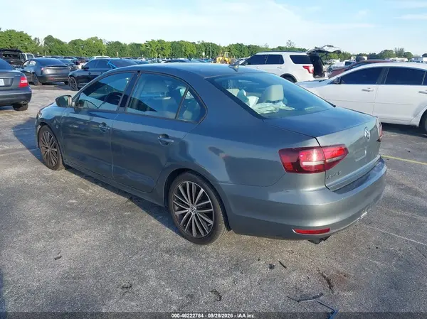 3VWD17AJ8GM259466 — 2016 Volkswagen Jetta, фото 3 с аукциона IAAI, Правый бок